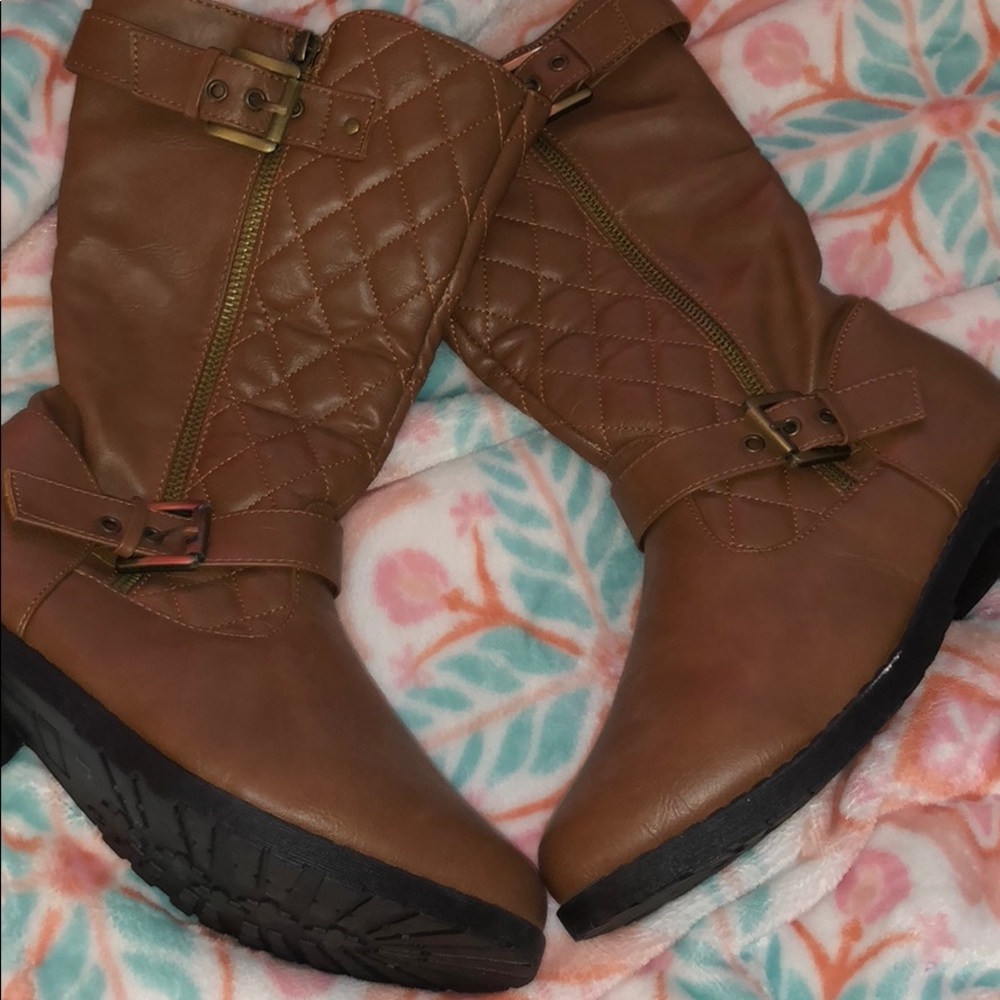 Brown boots